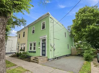 6052 Compton Ave, Halifax, NS B3K 1E7