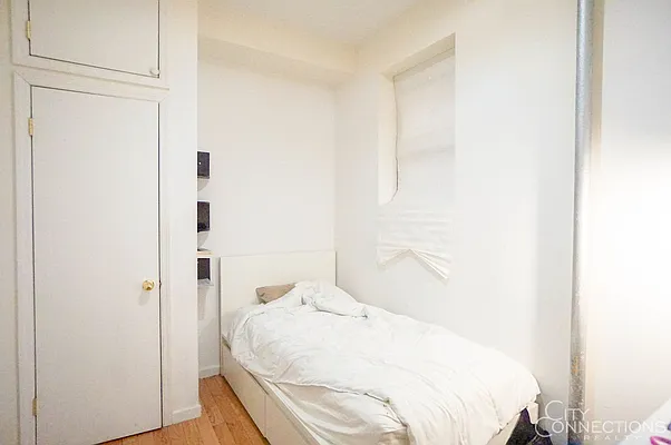 Rented by City Connections Realty | media 42