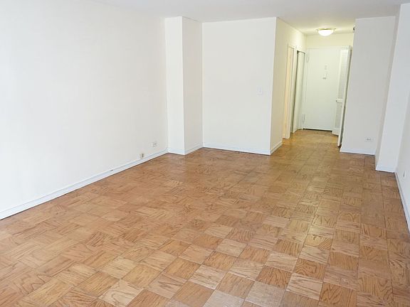 4th image of 279 E 44th St APT 3L