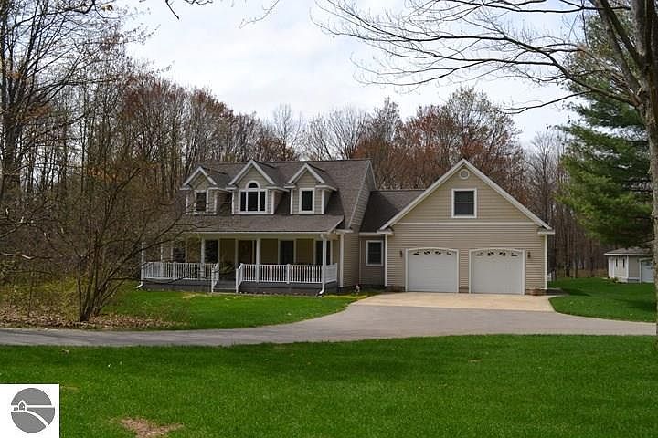 1st image of 106 Cochrane Dr