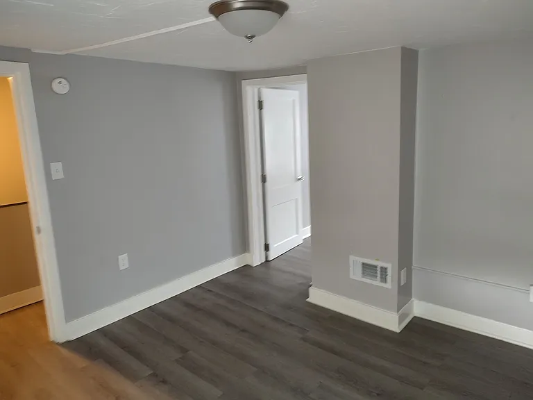 141 E College Ave — Photo 11