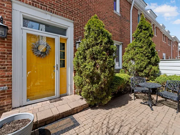 1634 N Larrabee St, Chicago, IL 60614