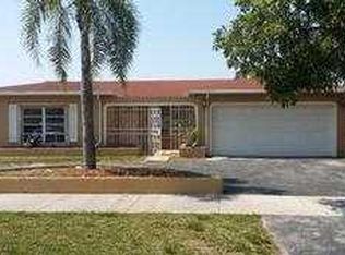 8450 Johnson St, Pembroke Pines, FL 33024