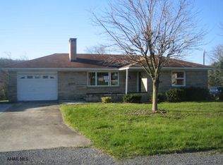 513 Sugar Maple Dr, Windber, PA 15963