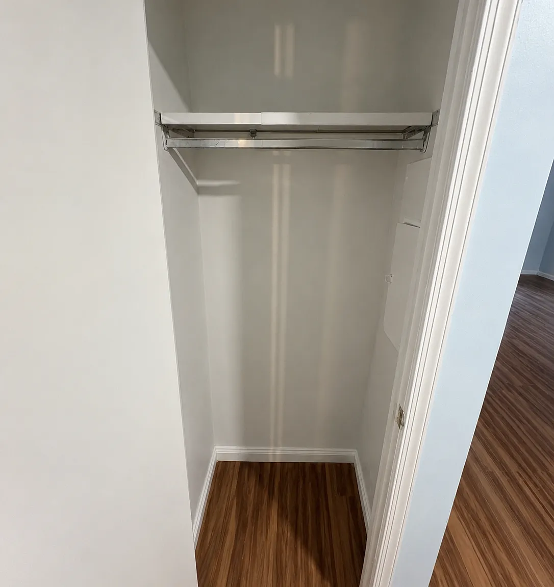 1 bed, 702 sqft, $1,095 — Photo 2