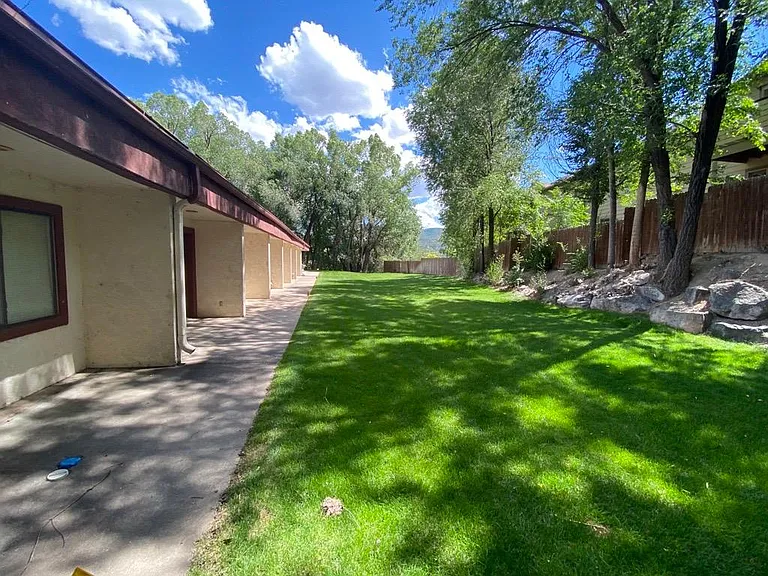 689 Animas View Dr #9 — Photo 2