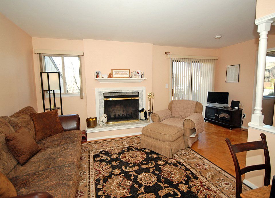 Family Rm, slider to deck