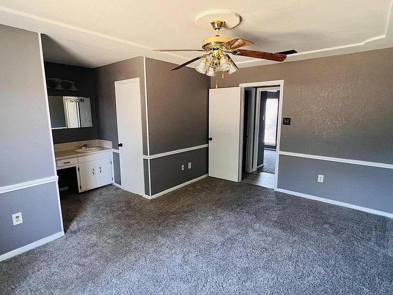 101 Chestnut Dr — Photo 6