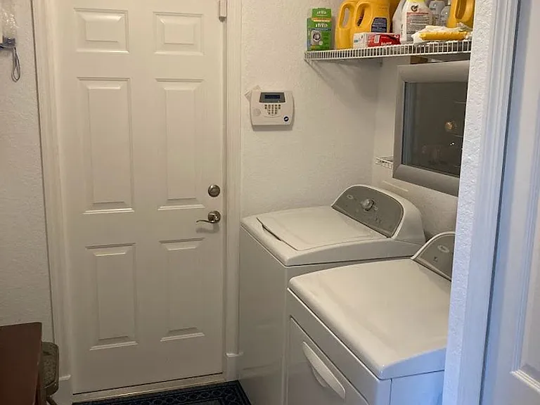 818 SW 8th Pl — Photo 22