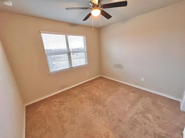 5717 Lehman Way — Photo 13