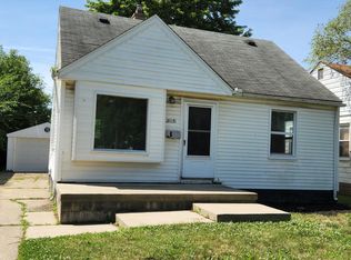 28835 Krauter St, Garden City, MI 48135