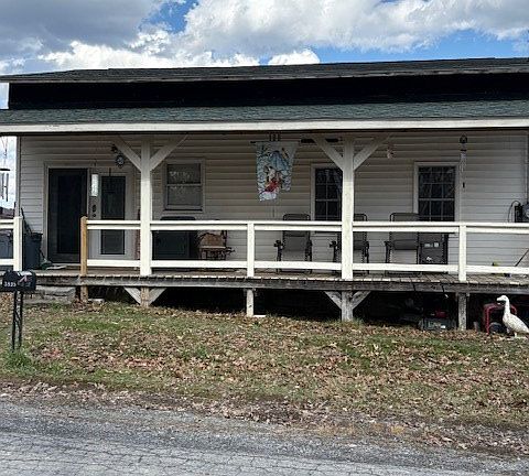 3rd image of 3805 Horseshoe Creek Rd