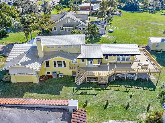 4th image of 1911 Lakeview Dr