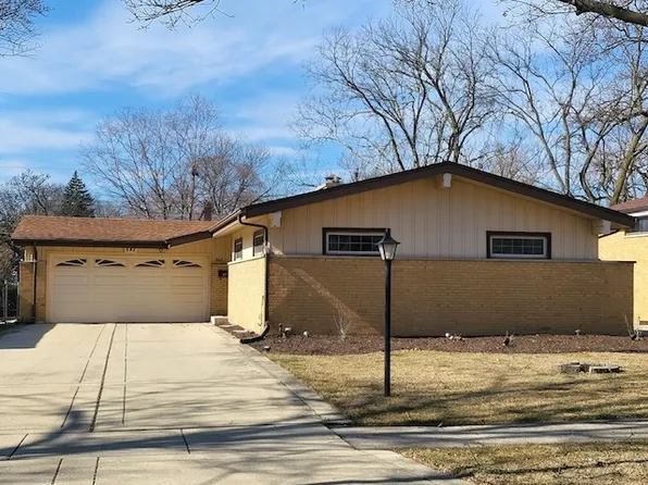 842 S Euclid Ave, Villa Park, IL 60181