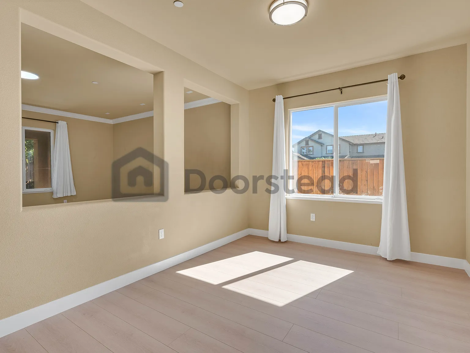 4 bed, 3.0 bath, 2237 sqft, $3,650 — Photo 4
