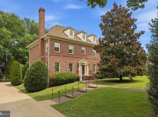 9874 Palace Green Way, Vienna, VA 22181