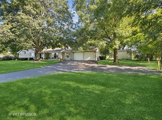 11518 Algonquin Rd, Huntley, IL 60142