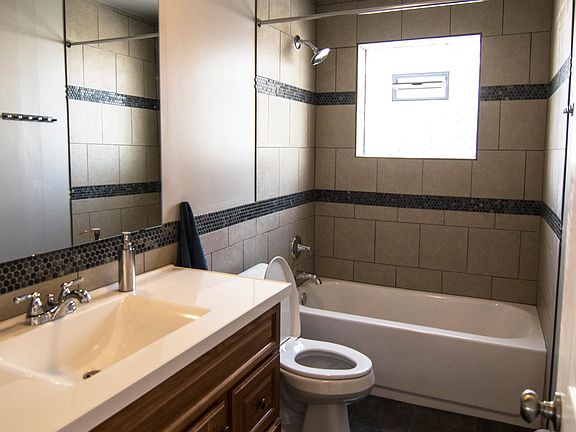 5th image of 660 Beau Ct APT 2