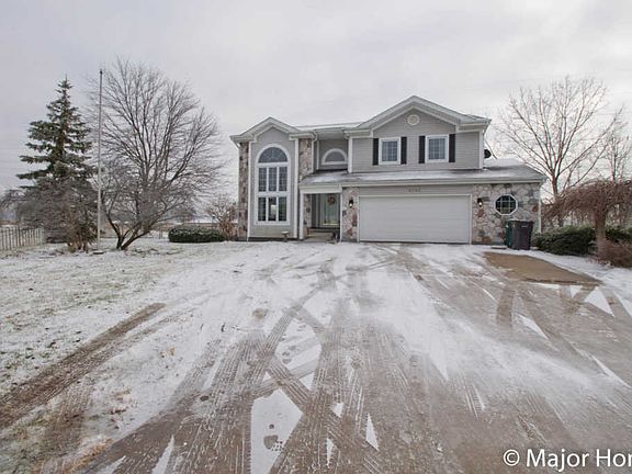 3rd image of 4949 Weatherstone Ln SE