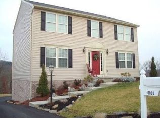 6005 Independence Dr, Jefferson Hills, PA