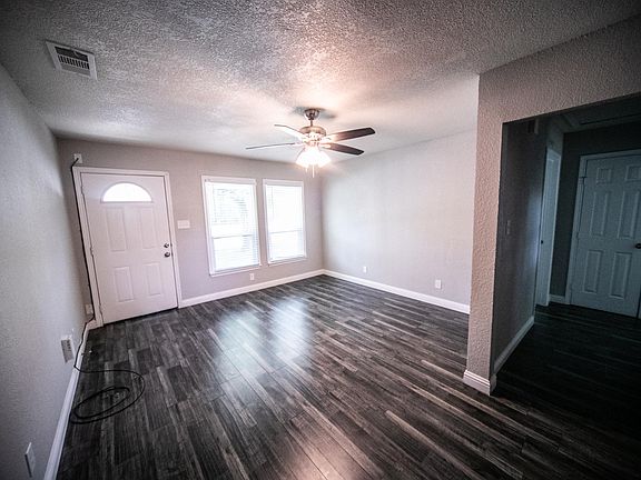 2nd image of 3804 Winfield Ave