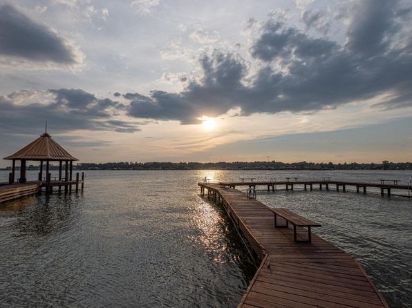 13321 Lake Breeze Ln