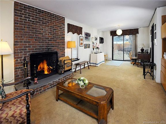 3rd image of 42 Randall Ave