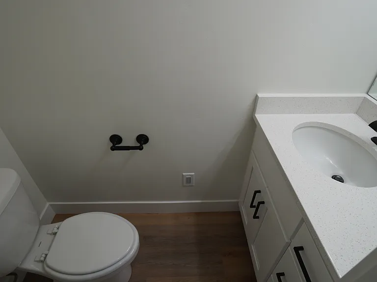 1575 S 150 W — Photo 8