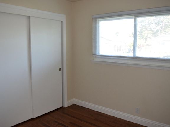 5th image of 526 Piazza Dr #A
