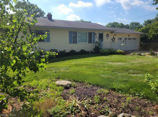 3779 S Hametown Rd, Barberton, OH 44203