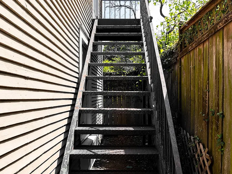 1103 1/2 Lowerline St #A — Photo 23