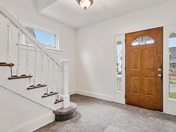 4th image of 1503 Thurston AVENUE
