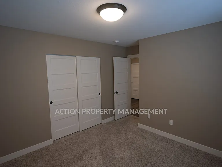 41 Victoria View St — Photo 22