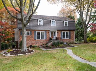 4011 King Arthur Rd, Annandale, VA 22003