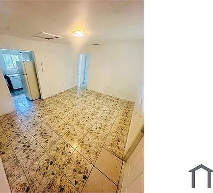 4th image of 2275 NW 23rd St APT 2