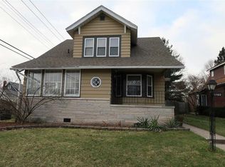 1260 E Lasalle Ave, South Bend, IN 46617