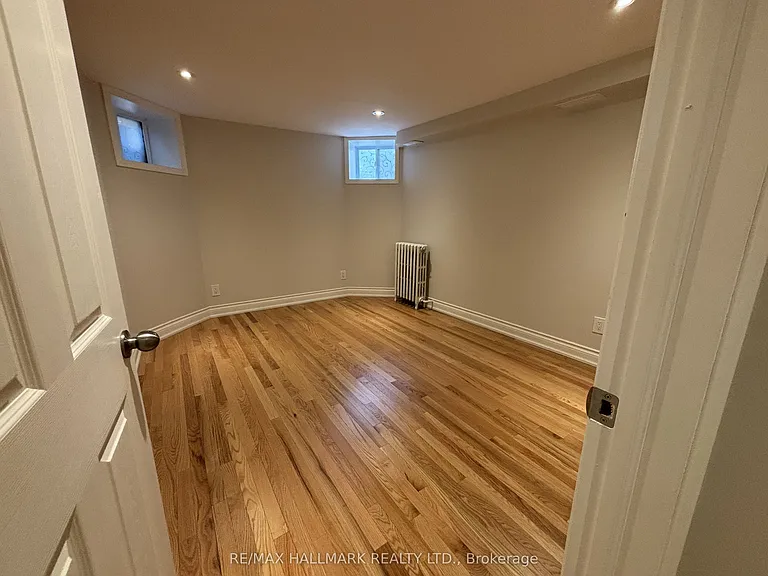 306A Clendenan Ave #A — Photo 6