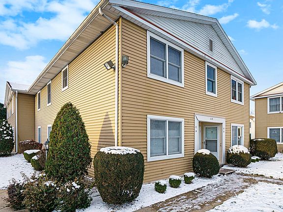 3rd image of 1113 Court Ln APT B