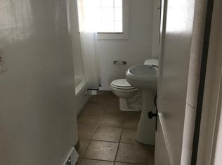 1546 W Saratoga St, Ferndale, MI 48220