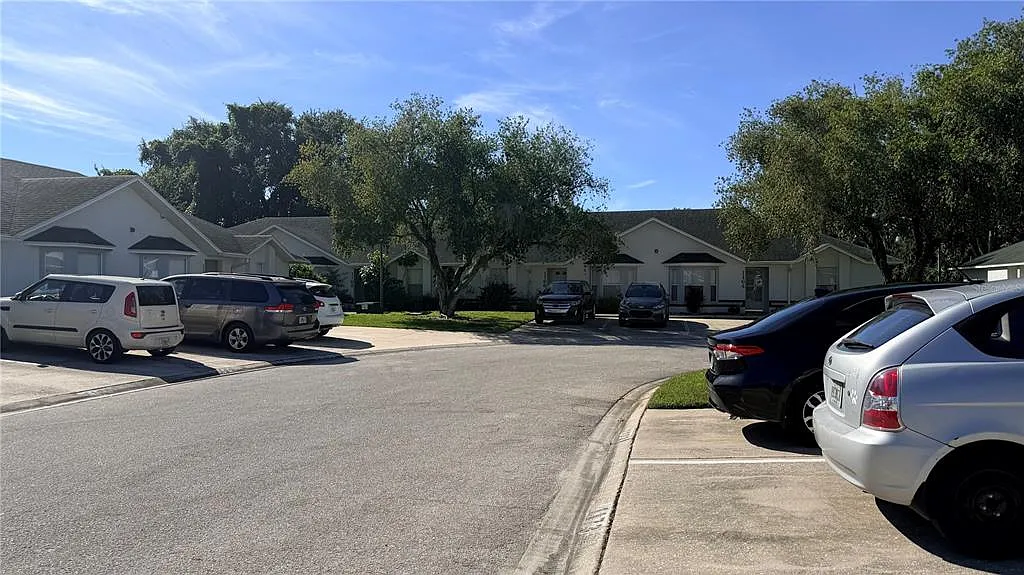 3 bed, 2.0 bath, 1148 sqft, $1,850 — Photo 4
