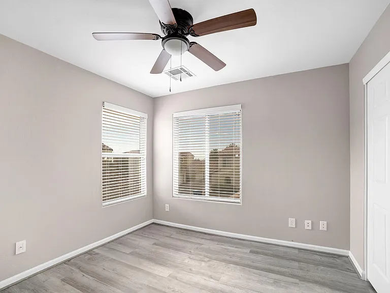 12028 Hathaway Pines Ln — Photo 14
