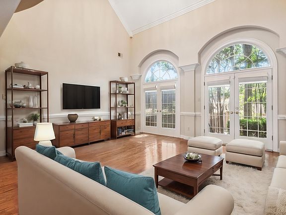4th image of 1423 Leisure Crest Ct