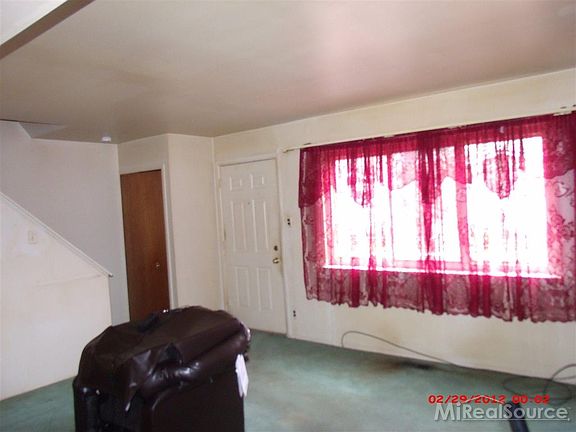 3rd image of 25956 Jeanette Ct