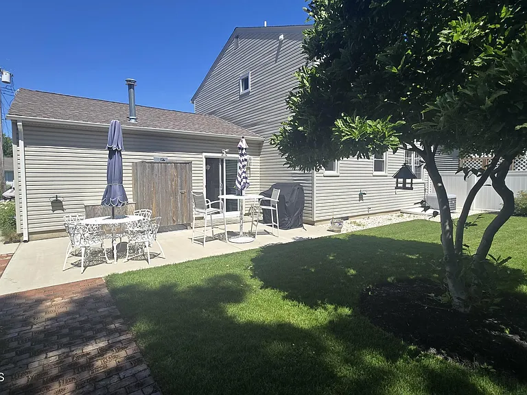 1314 Sunset Ave — Photo 23