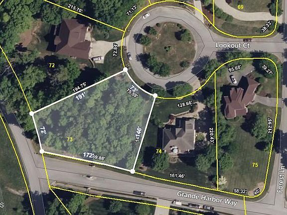 2nd image of 109 Lookout Ct