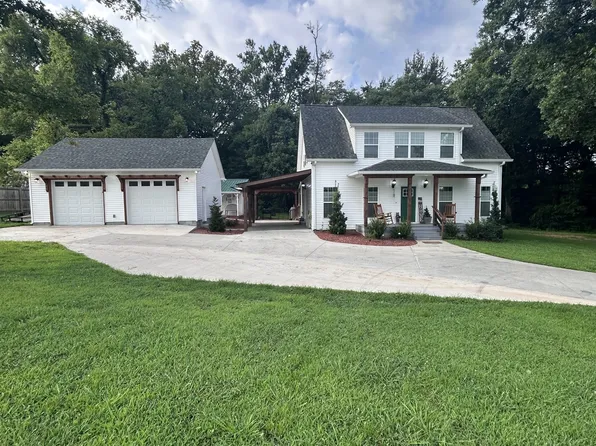 4049 Hampshire Pike, Hampshire, TN 38461