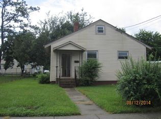 3221 Armistead Dr, Portsmouth, VA 23704