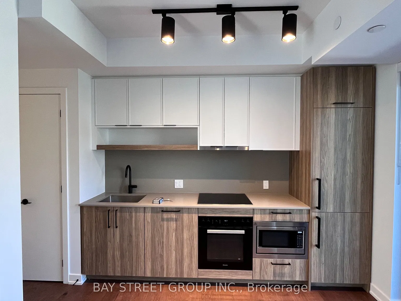 1 bed, $1,980 — Photo 2