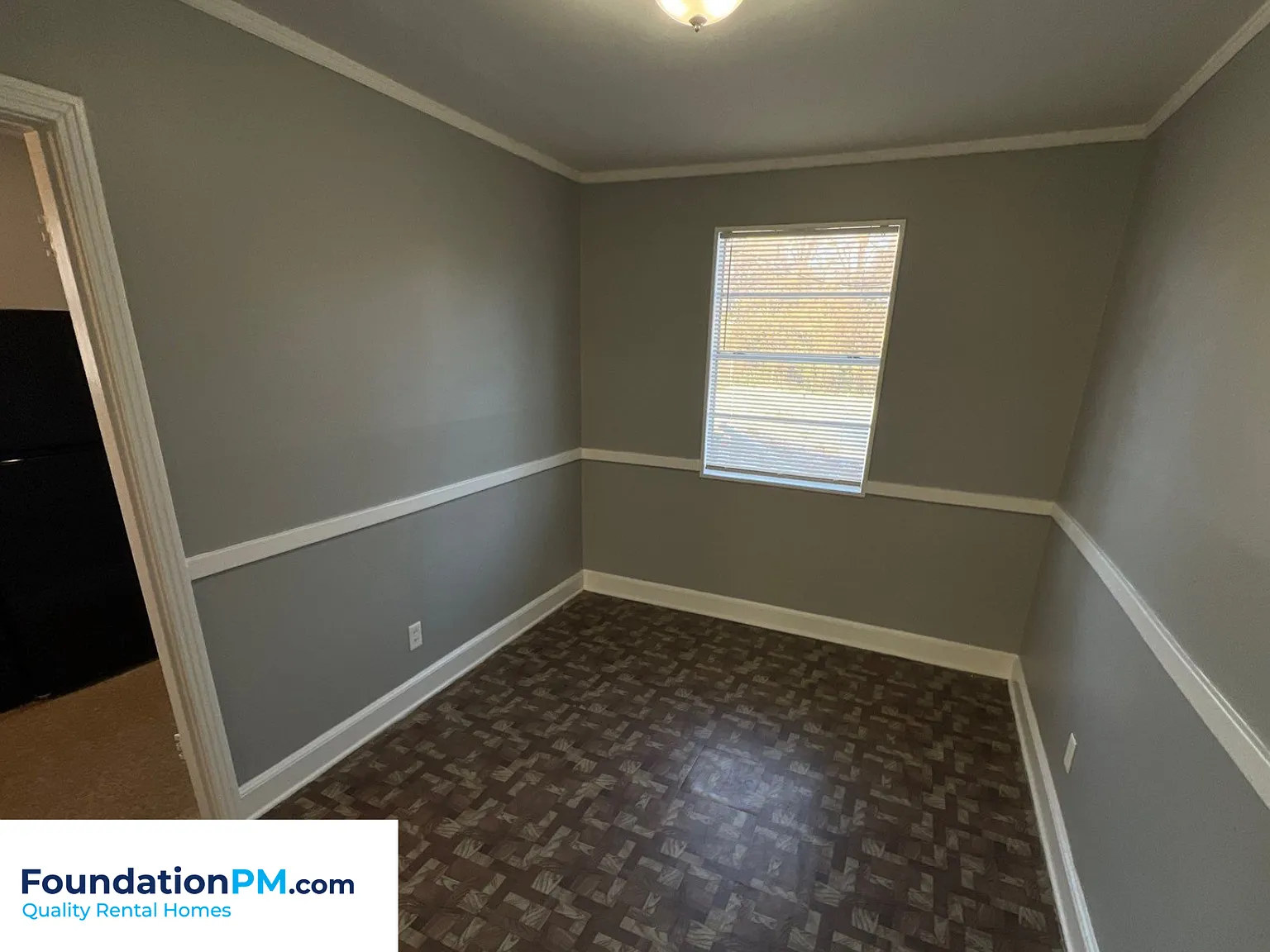 1570 Rebecca Street - 1 — Photo 3