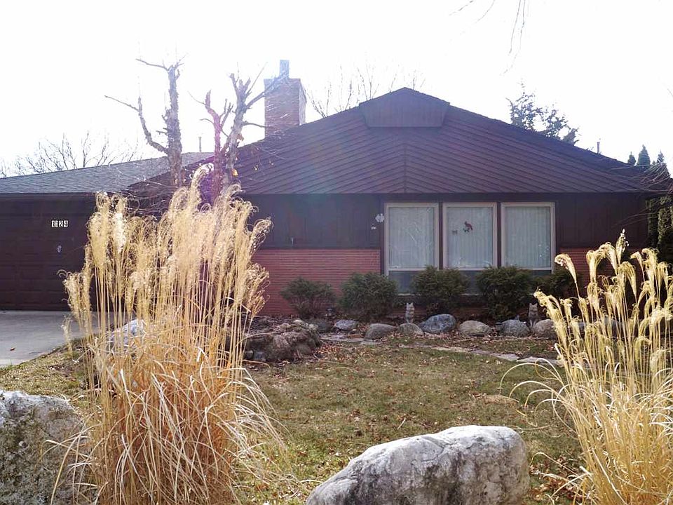 1st image of 1124 Mayfair Pl